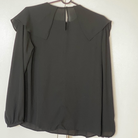 Zara Black Blouse with Floral Embroidery Detail - Picture 4 of 4